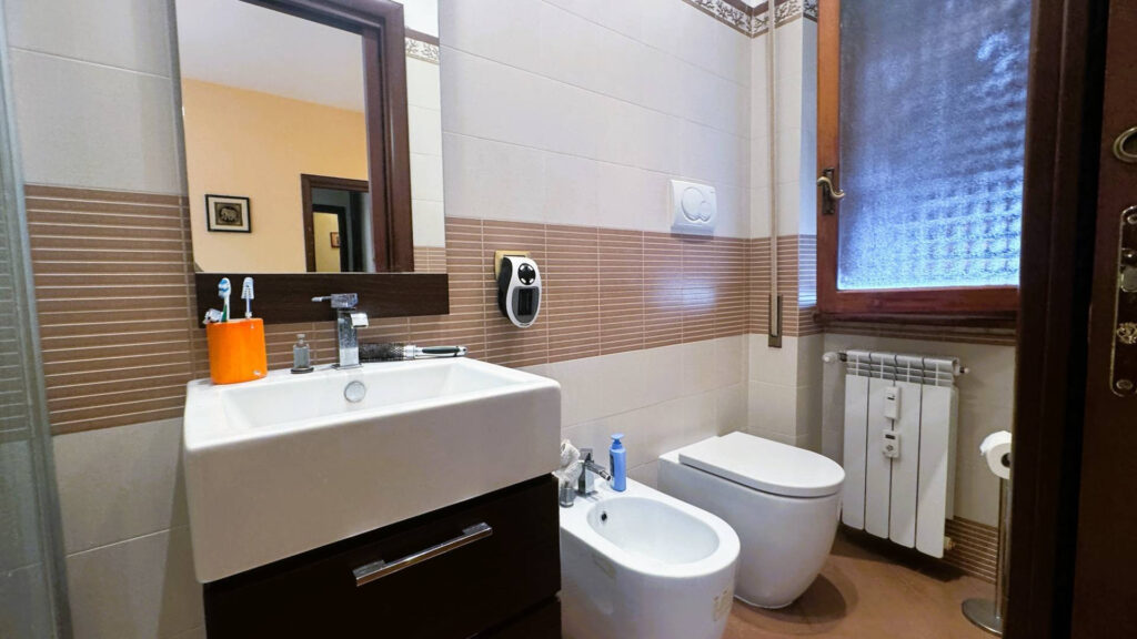 Appartamento Ostia Stella Polare bagno 2