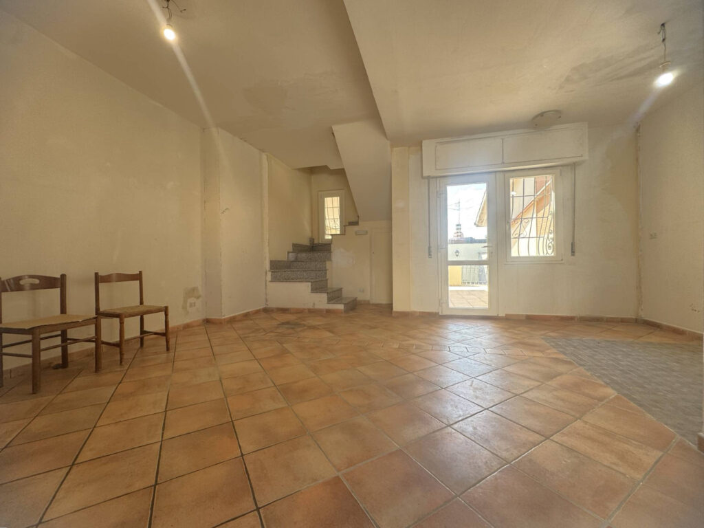 Villa a schiera in trifamiliare Roma Via Giuseppe Lugli Ostia Antica sala 3